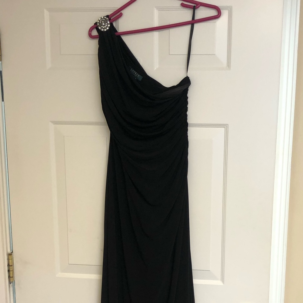 One shoulder dress